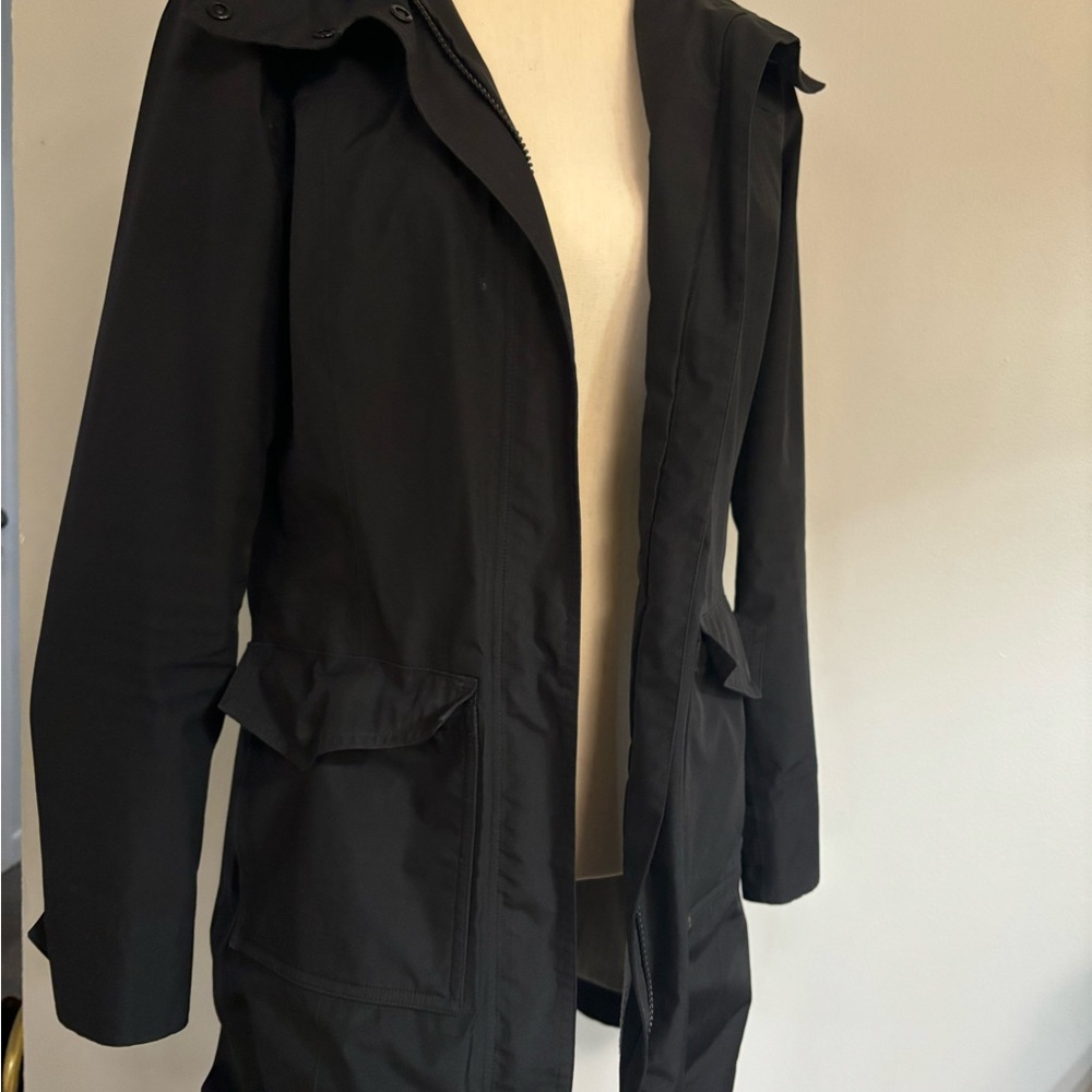 Patagonia Stormdreams black goretex raincoat sz XS
